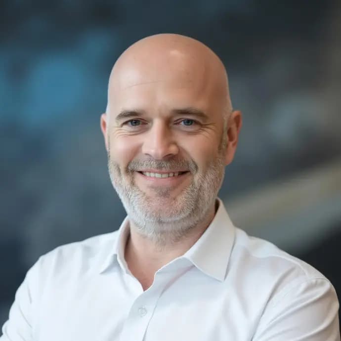 Ernst Meier — Support Manager, bluematic AG